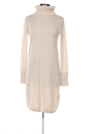 Ruha Hallhuber, Méret M, Szín Bézs, Ár 16 239 Ft