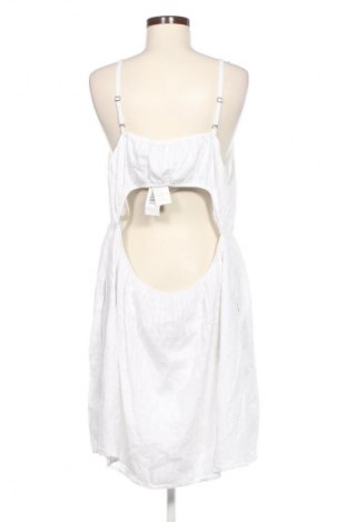 Рокля Hollister, Размер XXL, Цвят Бял, Цена 21,47 €