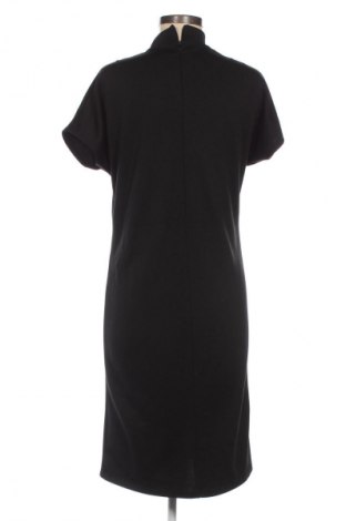Ruha Kiomi, Méret M, Szín Fekete, Ár 7 090 Ft