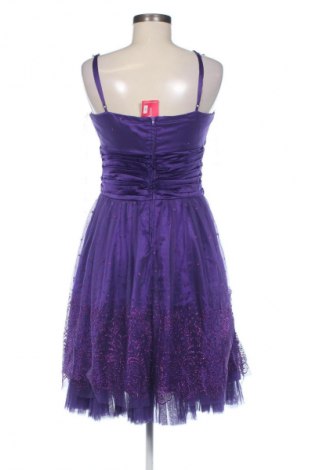 Kleid Lucy Paris, Größe M, Farbe Lila, Preis 7,99 €