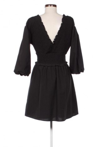 Ruha NA-KD, Méret M, Szín Fekete, Ár 3 199 Ft