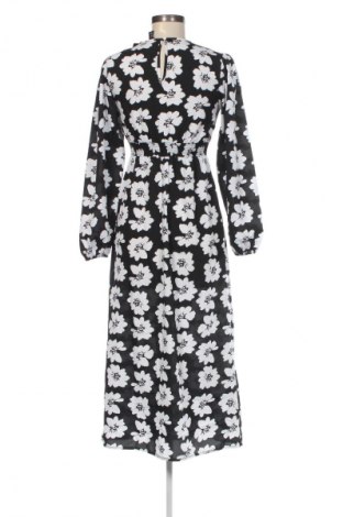 Рокля New Look, Размер XS, Цвят Многоцветен, Цена 10,73 €