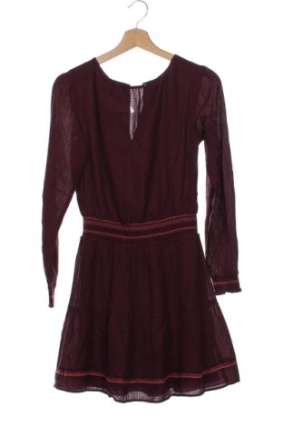 Šaty  Pepe Jeans, Velikost XS, Barva Červená, Cena  709,00 Kč