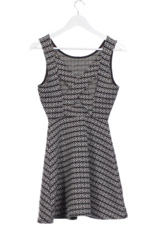 Ruha Pull&Bear, Méret M, Szín Sokszínű, Ár 1 909 Ft