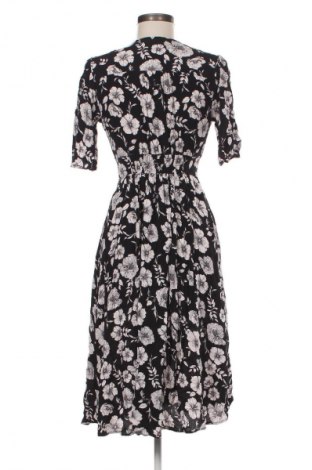 Šaty  Reserved, Velikost S, Barva Vícebarevné, Cena  599,00 Kč