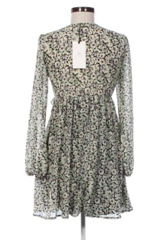 Šaty  Revelation, Velikost XS, Barva Vícebarevné, Cena  685,00 Kč