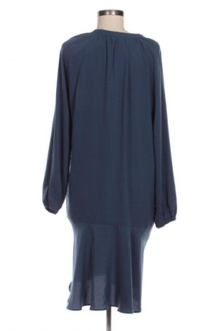 Sukienka Saint Tropez, Rozmiar M, Kolor Niebieski, Cena 26,99 zł