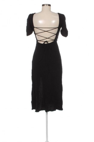 Rochie Stradivarius, Mărime S, Culoare Negru, Preț 85,99 Lei