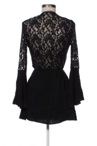 Šaty  Trendyol, Velikost XS, Barva Černá, Cena  619,00 Kč