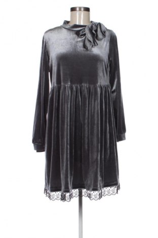 Sukienka Unbranded, Rozmiar M, Kolor Szary, Cena 25,75 zł