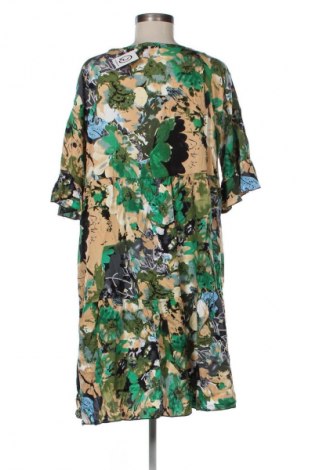 Рокля Unbranded, Размер XXL, Цвят Многоцветен, Цена 16,36 €