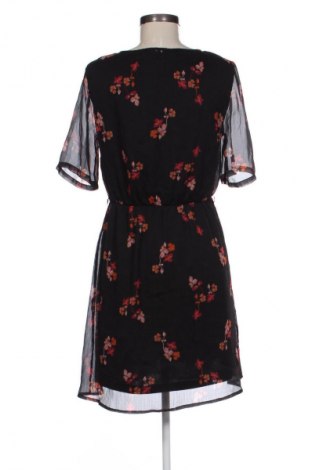 Φόρεμα Vero Moda, Μέγεθος M, Χρώμα Πολύχρωμο, Τιμή 6,99 €