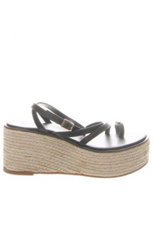 Sandále Bershka, Veľkosť 39, Farba Hnedá, Cena  23,05 €