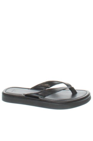 Papuče Bershka, Veľkosť 37, Farba Čierna, Cena  37,00 €, #137762343