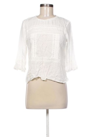Bluză de femei ONLY, Mărime S, Culoare Alb, Preț 36,00 Lei, #137717970