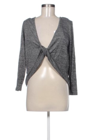 Bluză de femei H&M Divided, Mărime M, Culoare Gri, Preț 21,00 Lei, #137729687
