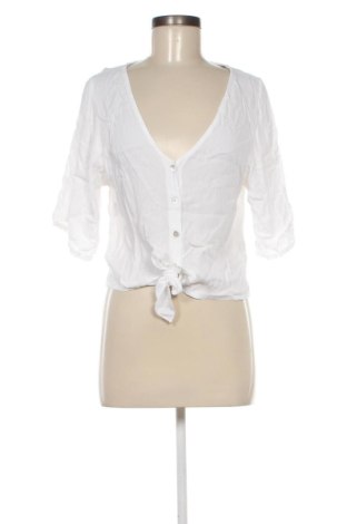 Cămașă de femei Unbranded, Mărime M, Culoare Alb, Preț 78,74 Lei, #137721200