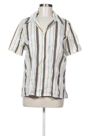 Cămașă de femei Unbranded, Mărime L, Culoare Multicolor, Preț 79,00 Lei, #137724555
