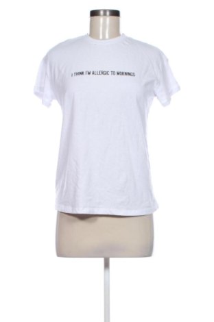 Tricou de femei Reserved, Mărime M, Culoare Alb, Preț 52,49 Lei, #137715771
