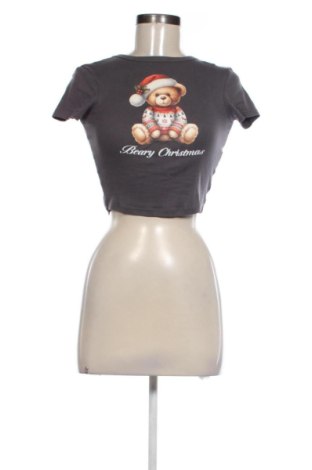 Γυναικείο t-shirt Fb Sister, Μέγεθος XXS, Χρώμα Γκρί, Τιμή 6,00 €, #137721222