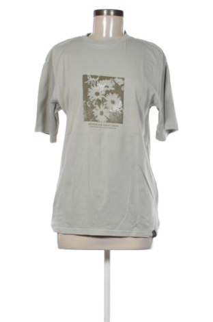 Γυναικείο t-shirt Pull&Bear, Μέγεθος XS, Χρώμα Πράσινο, Τιμή 8,00 €, #137722132