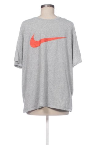 Дамска тениска Nike, Размер XXL, Цвят Сив, Цена 23,00 €, #137729720