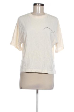 Γυναικείο t-shirt United Colors Of Benetton, Μέγεθος L, Χρώμα Εκρού, Τιμή 11,05 €, #137711579