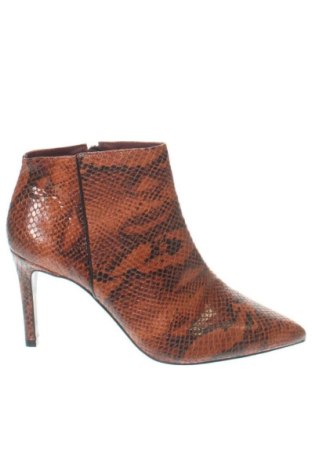 Botine de damă Andre, Mărime 40, Culoare Multicolor, Preț 330,81 Lei, #137725394