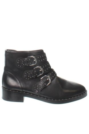 Női bokacsizma Pull&Bear, Méret 39, Szín Fekete, Ár 7 837 Ft, #137749530