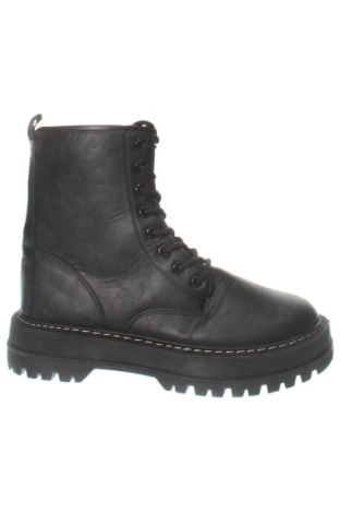Botine de damă Sinsay, Mărime 40, Culoare Negru, Preț 120,73 Lei, #137738891