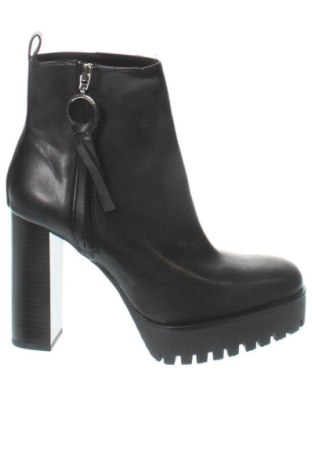 Dámské poltopánky Zara, Veľkosť 38, Farba Čierna, Cena  26,00 €, #137736622