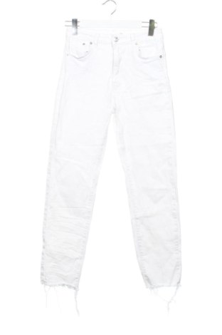 Дамски дънки Stradivarius, Размер S, Цвят Бял, Цена 15,33 €, #137651847