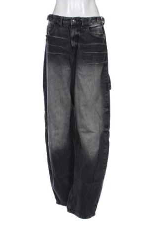 Damskie jeansy Bershka, Rozmiar L, Kolor Czarny, Cena 81,49 zł, #137705681