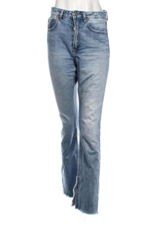 Damskie jeansy Stradivarius, Rozmiar S, Kolor Niebieski, Cena 56,46 zł, #137711336