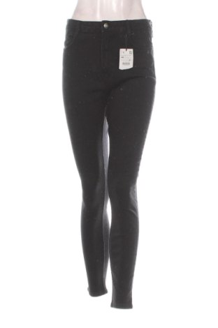 Blugi de femei Zara, Mărime L, Culoare Negru, Preț 196,00 Lei, #137713078