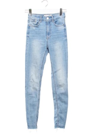 Blugi de femei Stradivarius, Mărime XXS, Culoare Albastru, Preț 57,74 Lei, #137716837