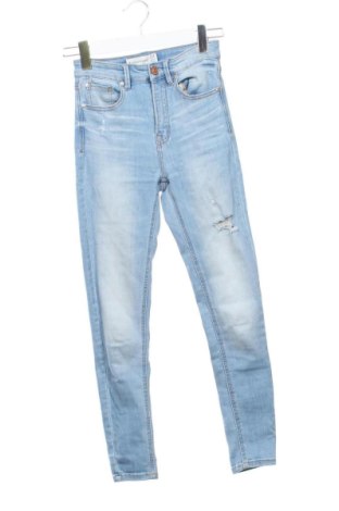 Blugi de femei Stradivarius, Mărime XXS, Culoare Albastru, Preț 57,74 Lei, #137716862