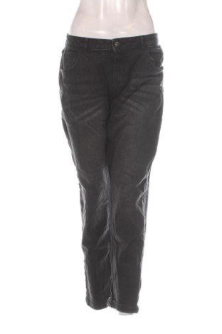 Blugi de femei Mohito, Mărime XL, Culoare Negru, Preț 68,24 Lei, #137717311