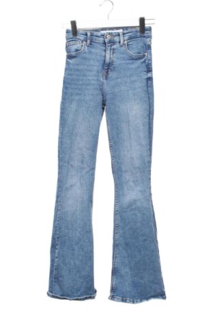 Blugi de femei Bershka, Mărime XXS, Culoare Albastru, Preț 52,49 Lei, #137725445