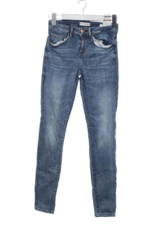 Blugi de femei Guess, Mărime S, Culoare Albastru, Preț 545,64 Lei, #137727021