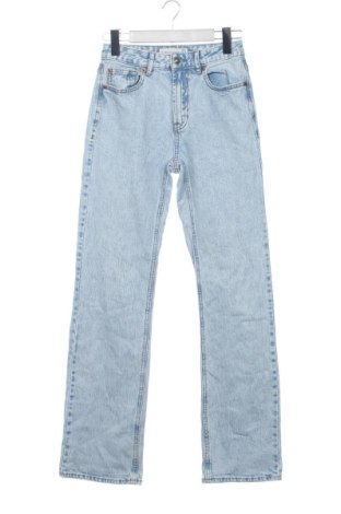 Dámske džínsy  Stradivarius, Veľkosť XS, Farba Modrá, Cena  18,67 €, #137738173