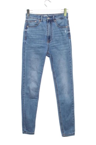 Damen Jeans Stradivarius, Größe M, Farbe Blau, Preis € 12,00, #137742586