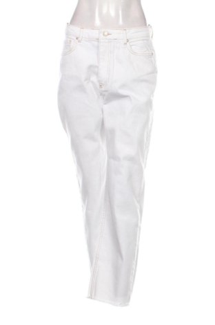 Blugi de femei Trendyol, Mărime L, Culoare Alb, Preț 99,00 Lei, #137746292