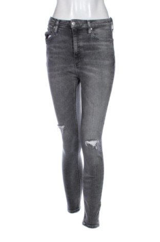 Damskie jeansy Calvin Klein, Rozmiar S, Kolor Szary, Cena 168,56 zł, #137704748