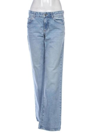 Damskie jeansy Zara, Rozmiar L, Kolor Niebieski, Cena 67,74 zł, #137733233