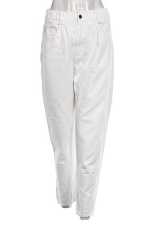 Blugi de femei H&M, Mărime M, Culoare Alb, Preț 66,00 Lei, #137735630