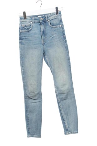 Дамски дънки Zara, Размер XS, Цвят Син, Цена 14,00 €, #137707934