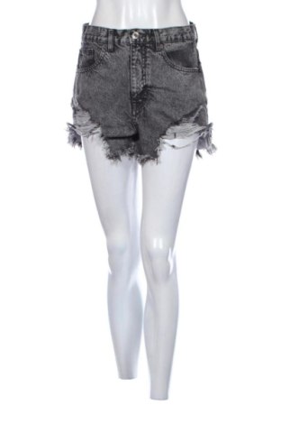 Pantaloni scurți de femei Pull&Bear, Mărime M, Culoare Gri, Preț 57,74 Lei, #137710365