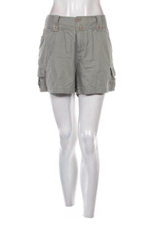 Pantaloni scurți de femei Reitmans, Mărime M, Culoare Verde, Preț 47,00 Lei, #137716824