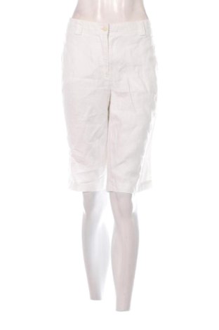 Pantaloni scurți de femei Public, Mărime XL, Culoare Alb, Preț 96,90 Lei, #137731589